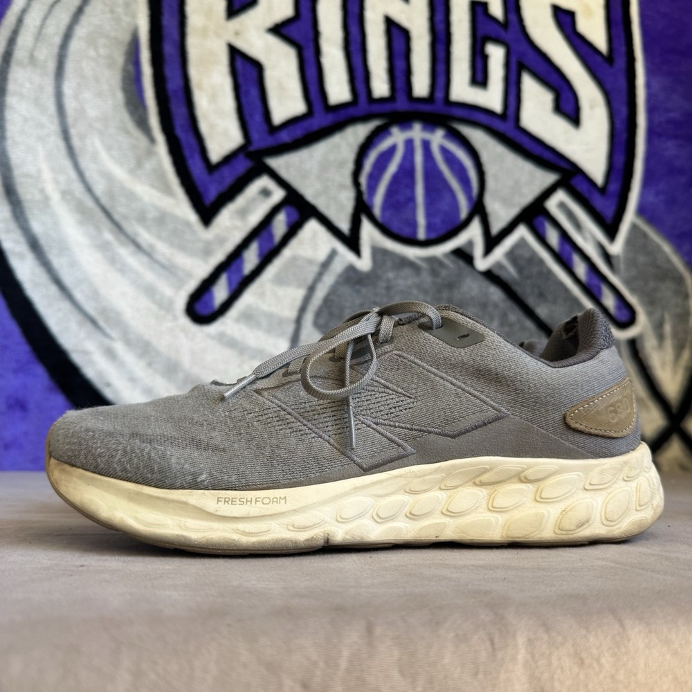 Size 12 - New Balance Fresh Foam 680 V8 Shoes Mens Gray Running Sneakers M680RY8